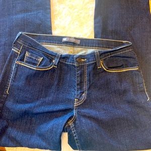 Women’s jeans